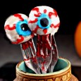 Check out these 15+ tasty Halloween treats. NOM!