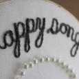 How-to: Valentine Muppets Applique "Life's a happy song when there's someone by your side to sing along!"