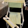 How-to: PVC Outdoor Chair with Laptop Desk An easily customizable chair/desk combo that's perfect for dorking out on the beach!