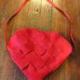 How-to: Swedish Heart Purse Make a cute purse or Valentine delivery bag that even Cupid would love!
