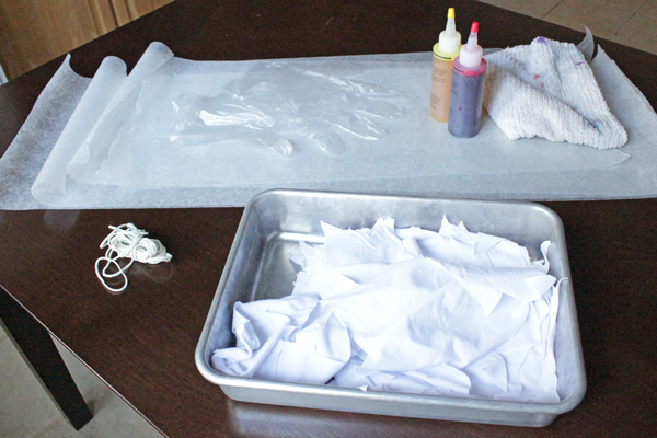 How-to: Autumn Tie-Dye Tablecloth | HandsOccupied.com