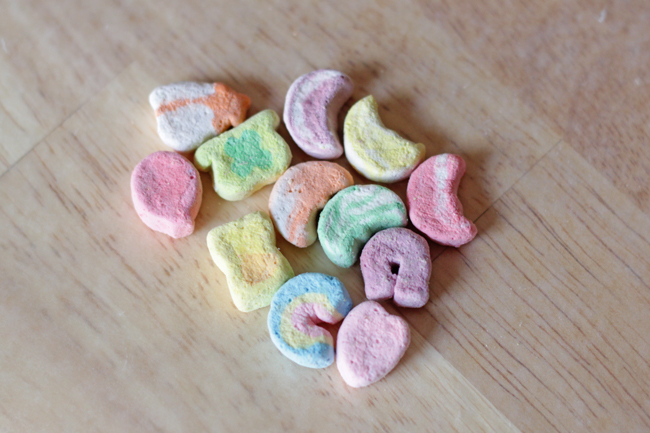 How-to: Lucky Charms Bracelet at HandsOccupied.com