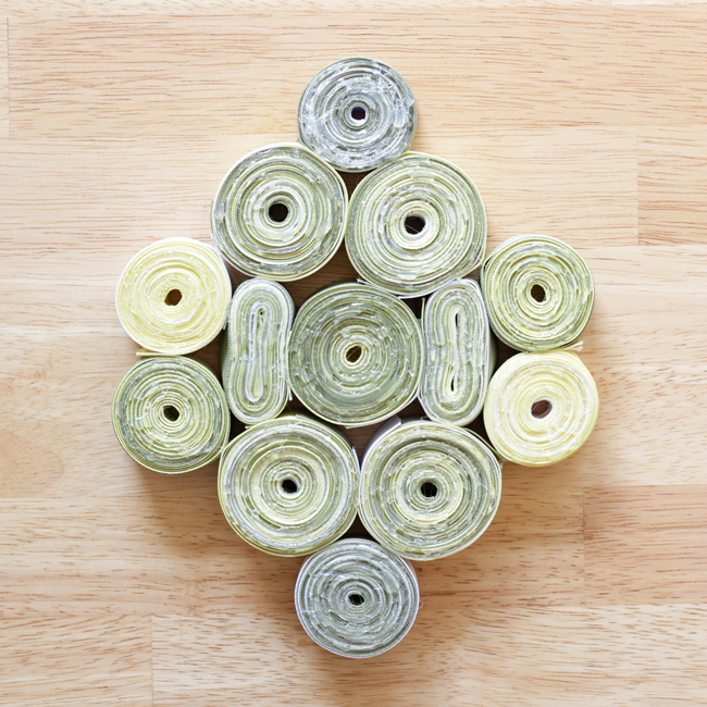 How-to: Recycled Ribbon Trivet at HandsOccupied.com