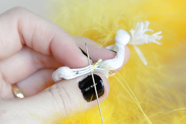 How-to: Last Minute Dandelion Costume - Hands Occupied