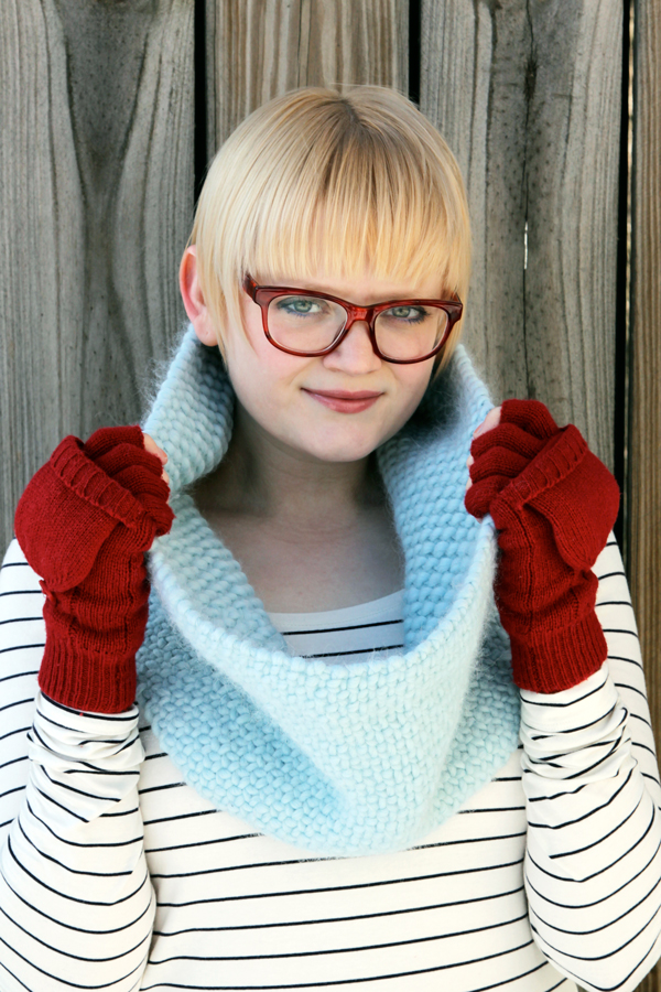 Knitted Faux Woven Cowl - Free Knitting Pattern at Hands Occupied