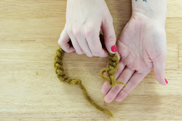 How to Finger Knit, a.k.a. Crochet Without a Crochet Hook