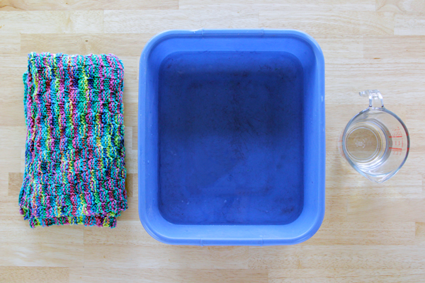 These Colors Won't Run: How to set yarn color
