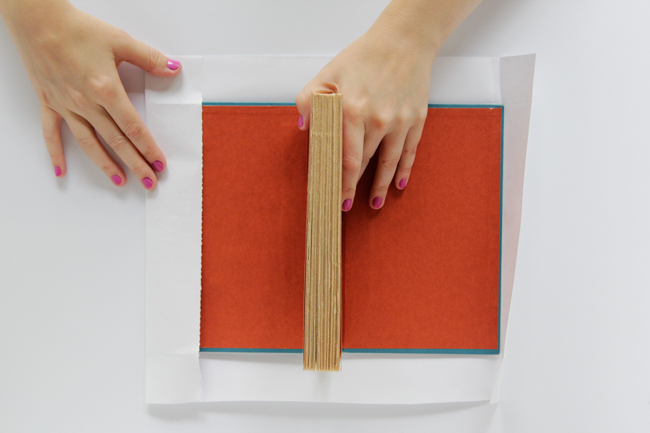 How to DIY Book Covers - Click through for tutorial. 