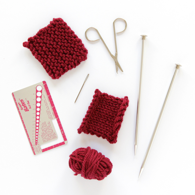 What do you buy when you're learning to knit from scratch? Check out this list of beginner supplies!