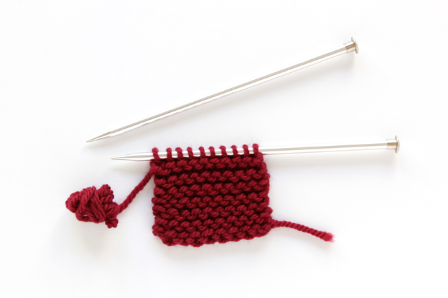 How to do a knit stitch - knitting 101 tutorial with video