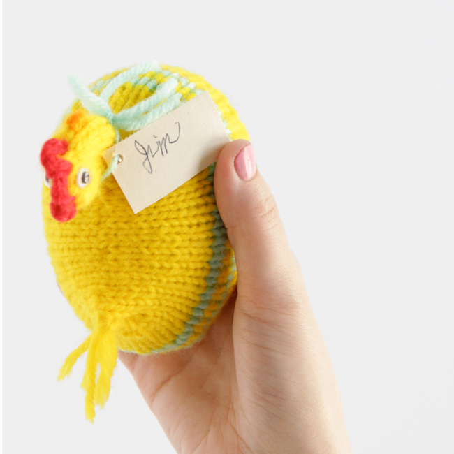 The Chicken & The Egg - A look at a vintage Easter knitting project. 