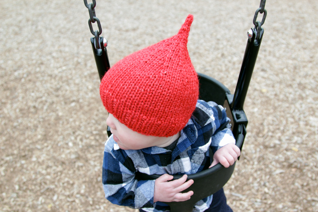 A free pattern for the Declan Hat, available in preemie & infant sizes. 