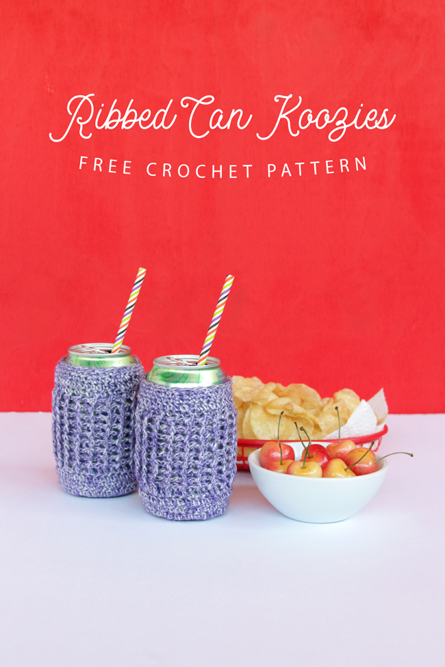 Grab your crochet hooks! You can take this quick project from yarn ball to beer koozie before lunchtime on a lazy summer day. Click through for the free pattern. 