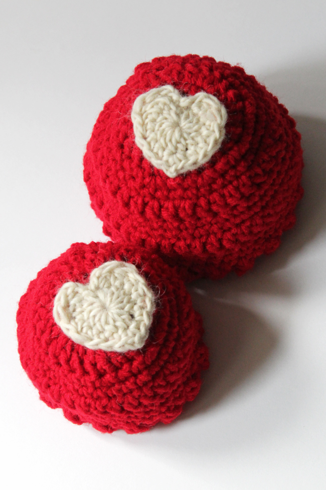  Get a free crochet pattern for a baby hat featuring an adorable heart appliqué, and learn how to you can crochet to help save babies' lives!