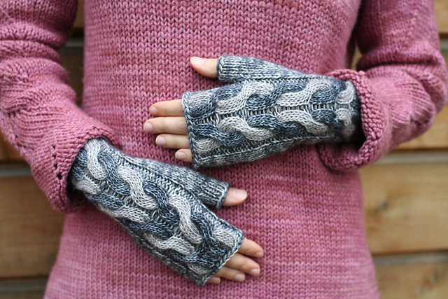 Mix & Shake Mitts by Svetlana Volkova