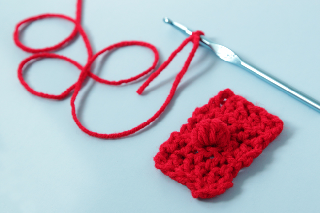 The Bobble Stitch is great for adding texture and dimension to your crochet! Learn how to work double crochet bobbles and triple crochet bobbles.