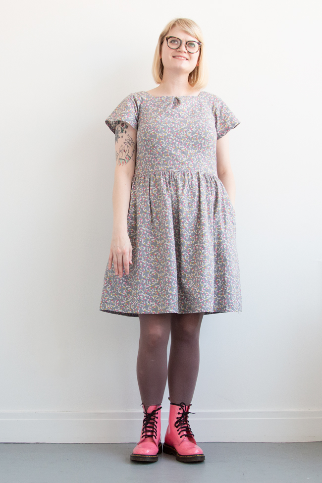 Handmade Wardrobe / Learn the ins and outs, pros and cons of sewing the beginner-friendly ESP Dress from Decades of Style.