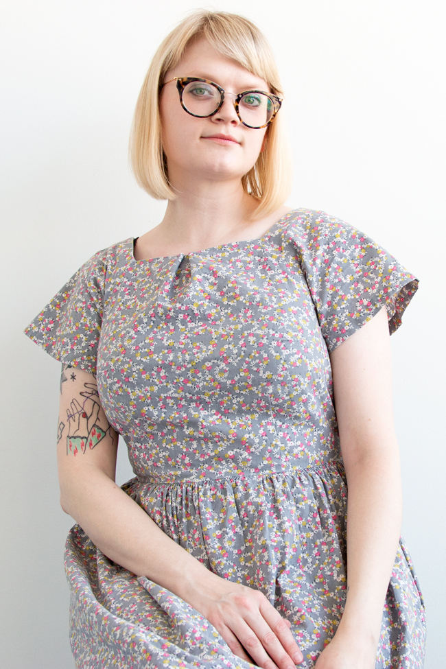 Handmade Wardrobe / Learn the ins and outs, pros and cons of sewing the beginner-friendly ESP Dress from Decades of Style.