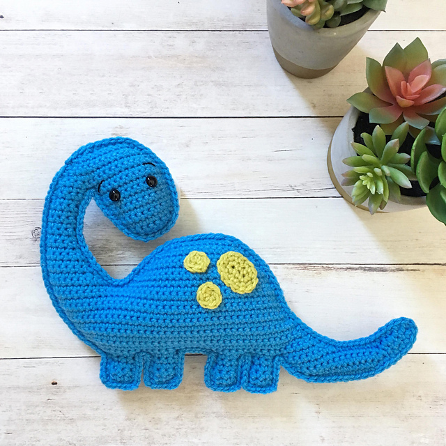 Brian the Brachiosaurus by Spin a Yarn Crochet