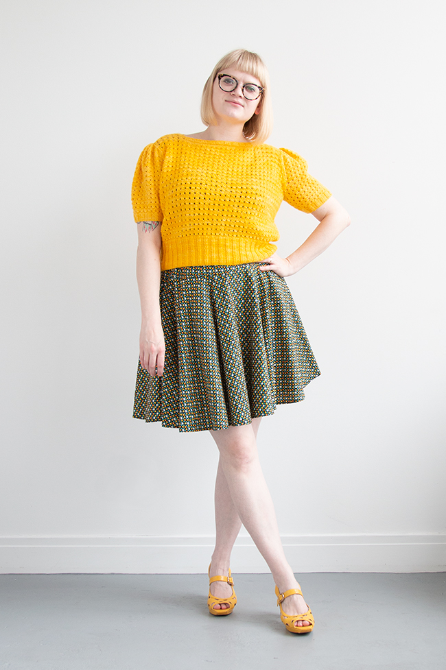 Learn what I loved, hated and would do differently in making this handmade outfit. The sweater is an original 1940s knitting pattern for the Fernlace Pullover, and the skirt is a self-drafted circle skirt pattern, fully lined.