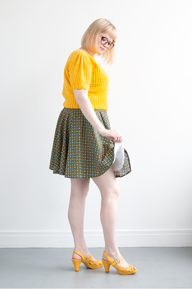 Learn what I loved, hated and would do differently in making this handmade outfit. The sweater is an original 1940s knitting pattern for the Fernlace Pullover, and the skirt is a self-drafted circle skirt pattern, fully lined.