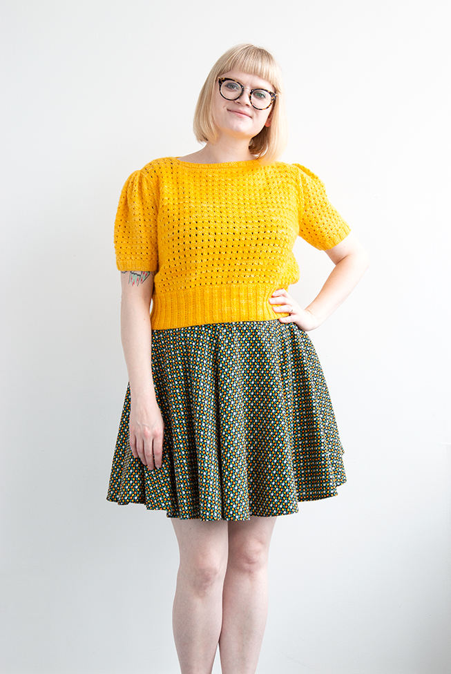 Learn what I loved, hated and would do differently in making this handmade outfit. The sweater is an original 1940s knitting pattern for the Fernlace Pullover, and the skirt is a self-drafted circle skirt pattern, fully lined.