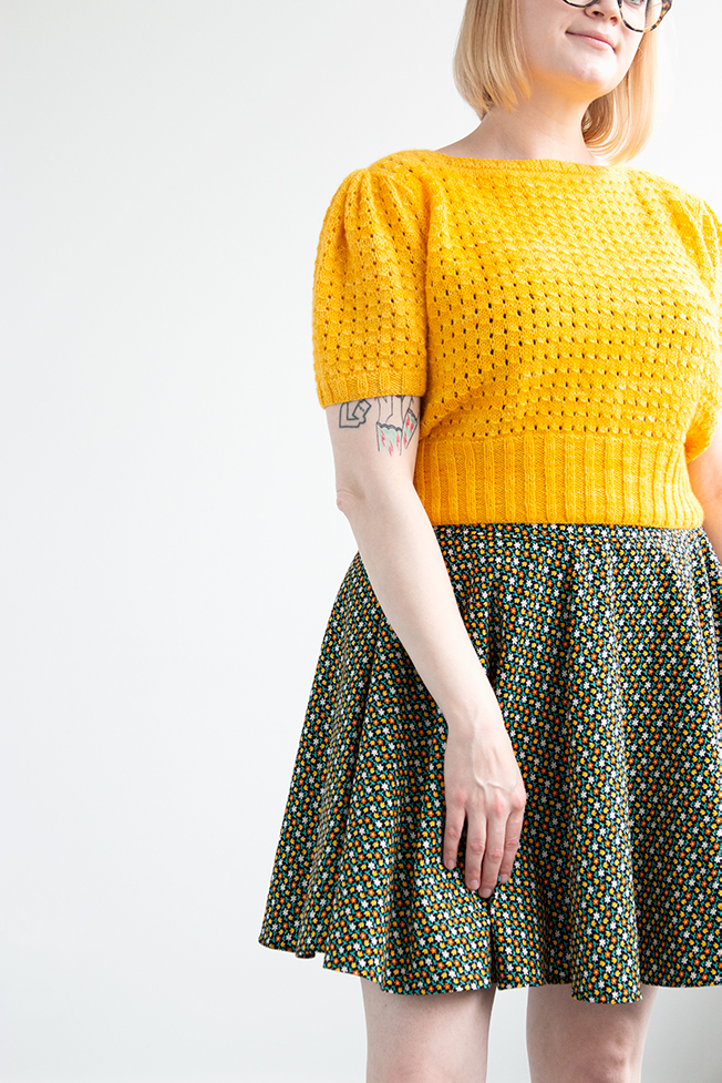 Learn what I loved, hated and would do differently in making this handmade outfit. The sweater is an original 1940s knitting pattern for the Fernlace Pullover, and the skirt is a self-drafted circle skirt pattern, fully lined.