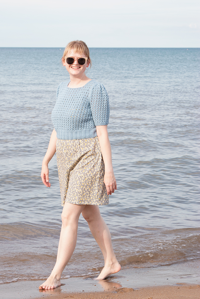 Handmade beachwear is so much fun to make! Find tips for achieving a good fit when knitting from a vintage pattern, and take a look at a handmade, 1940s-inspired swim set. 