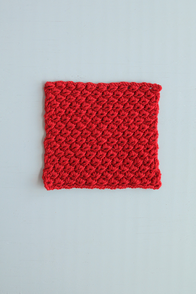 Heidi from Hands Occupied walks you through how to knit the deceptively easy anemone stitch. This stitch has a clear right side, and creates a dense, timeless finished fabric.