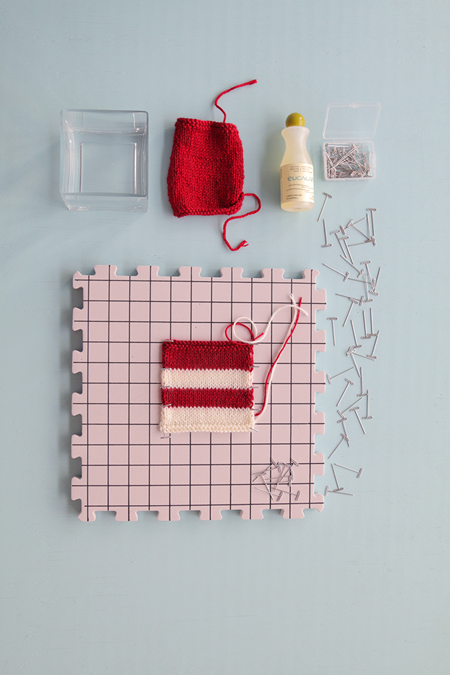 Wet blocking, also called immersive blocking, is one of the most common methods for finishing a knitting project and helping ensure its final size and shape. Learn basic blocking for absolute beginners in an easy-to-follow video tutorial.