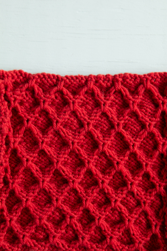 If you love a knitting stitch with a LOT of puffy texture, the Dimple Stitch is for you! Learn to knit this fun stitch that lives precisely up to its name in a new video tutorial.