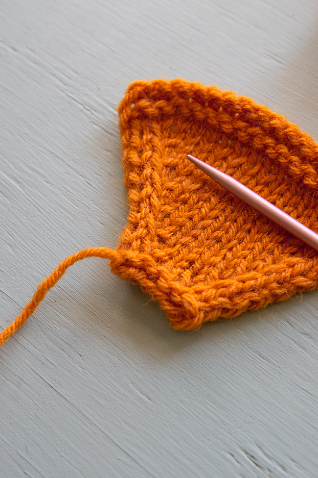 Learn how to knit a right lifted increase (RLI) and left lifted increase (LLI) in knitting, and why you might want to use them instead of a make 1 right (M1R) or make 1 left (M1L), depending on what you're knitting. Video tutorial and photo tutorial included.